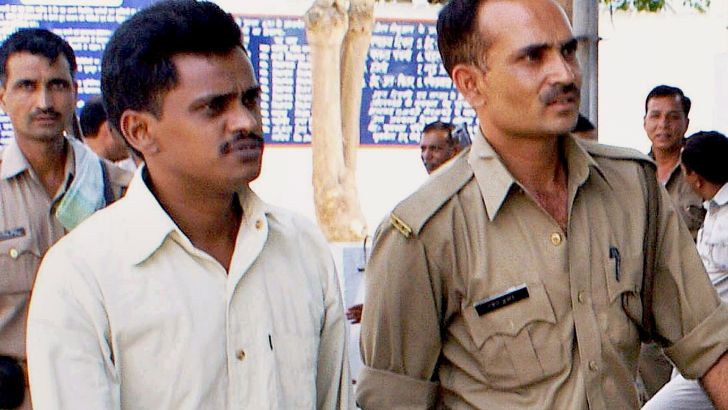 https://www.salarnews.in/public/uploads/images/newsimages/maannewsimage18092026_171156_Surendra Koli.jpg